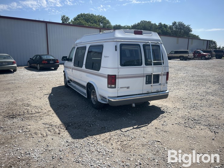 1996-ford-e150-image-7