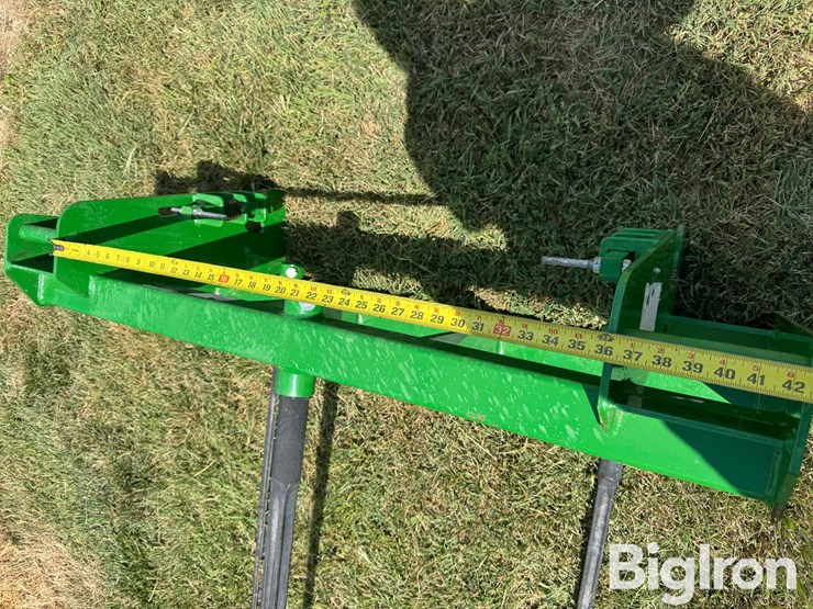 2021-john-deere-740-image-19