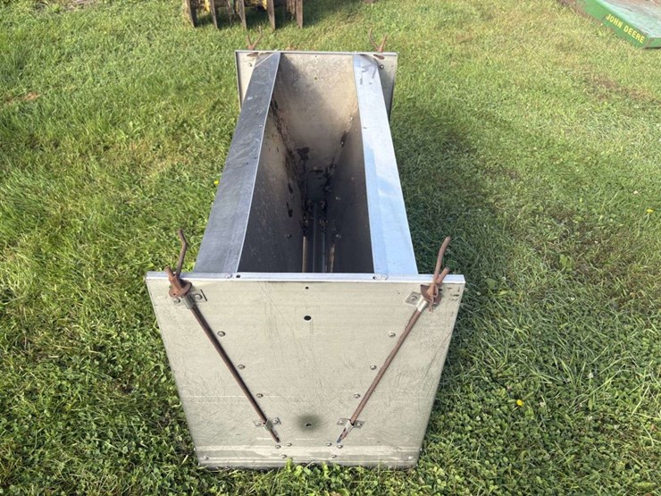 stainless-steel-pig-feeder,-double-sided,-50”-image-5