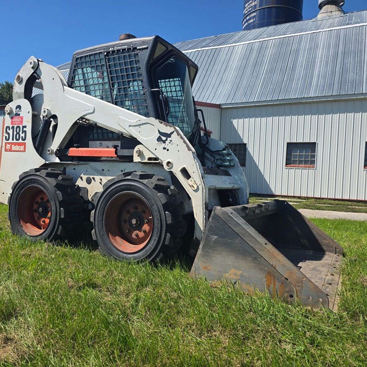 2010 BOBCAT S185