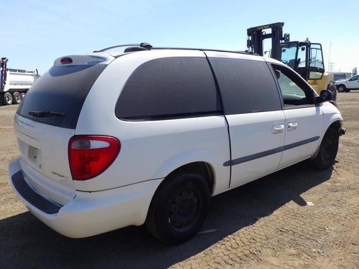 2002-dodge-grand-caravan-image-4