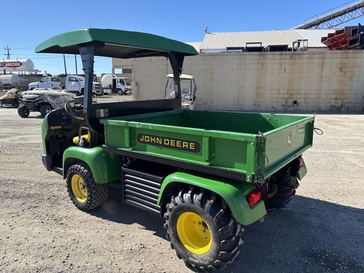 john-deere-gator-image-4