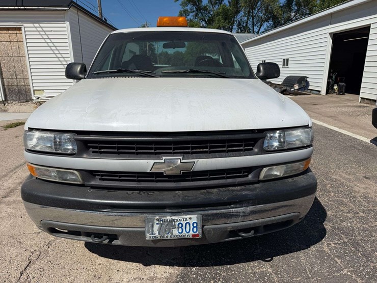 2001-chevrolet-1500-image-9