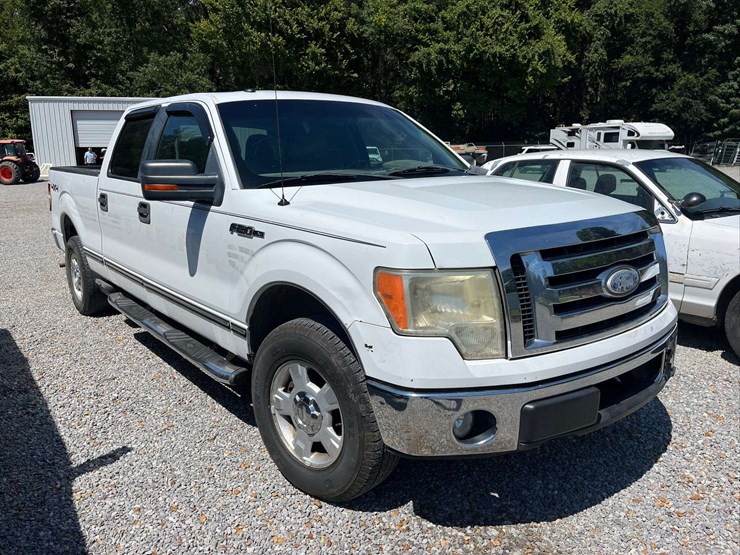 2010-ford-150-image-1