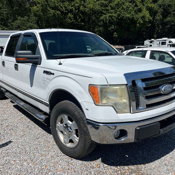 2010 FORD 150