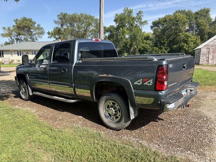 2007-chevy-silverado-k2500hd-lt-pickup,-4x4,-4-door,-vortec-6.0l,-auto-trans,-cloth,-power-driver-se-image-4