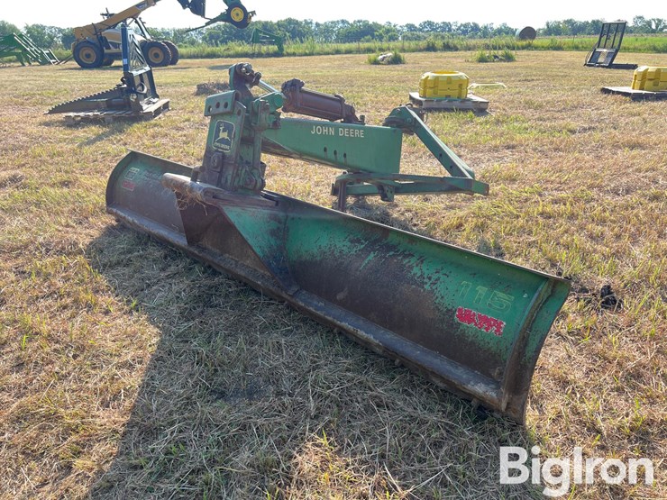 john-deere-115-image-5