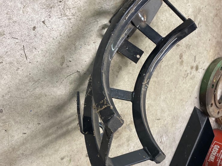 motorcyle-trailer-tire-bracket-image-3