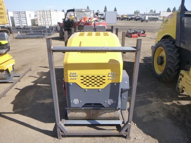2025-sdlool-sl1000-tandem-vibratory-roller-image-5