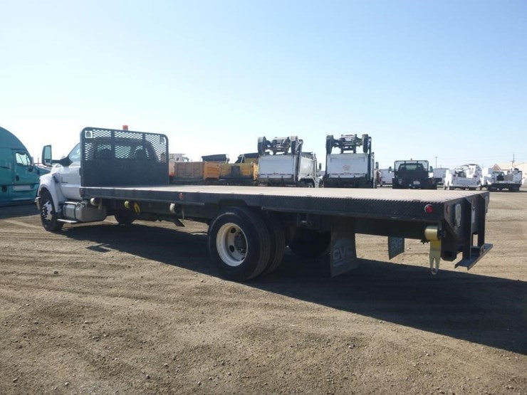 2017-ford-f650-image-4