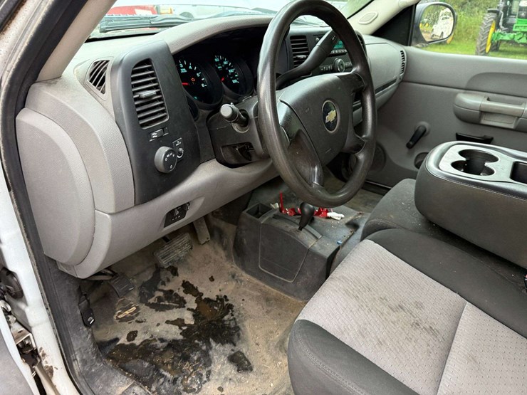 2009-chevrolet-1500-image-40