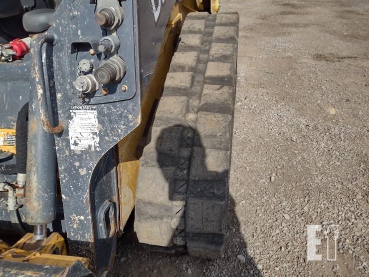 2022-deere-317g-image-26