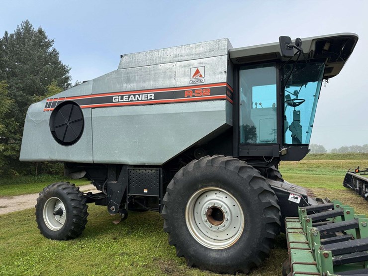 1993-gleaner-r52-image-6