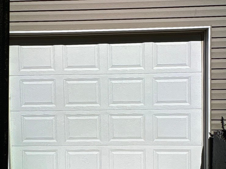 3-white-steel-insulated-garage-doors-image-3