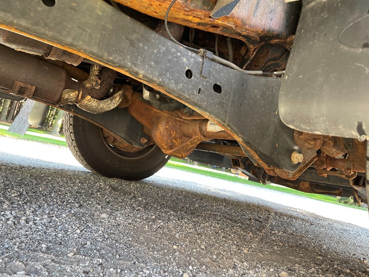 2015-ford-f250-xl-image-19