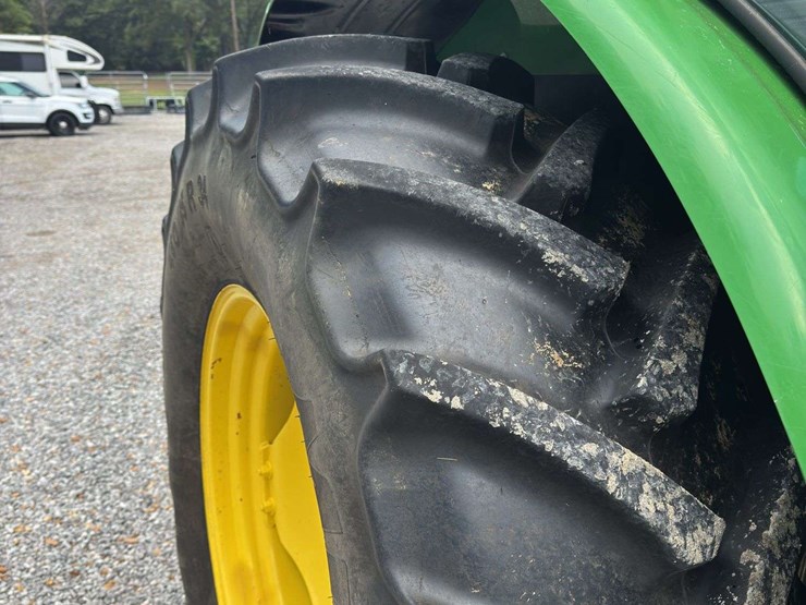 2020-john-deere-6120e-image-14