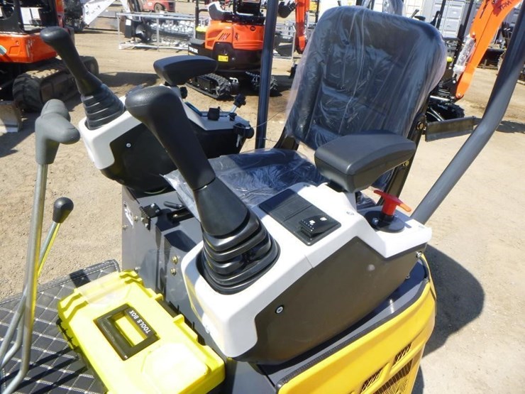 2025-sdlanch-sdl18p-hydraulic-excavator-image-21