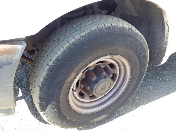 2001-ford-f250-image-13