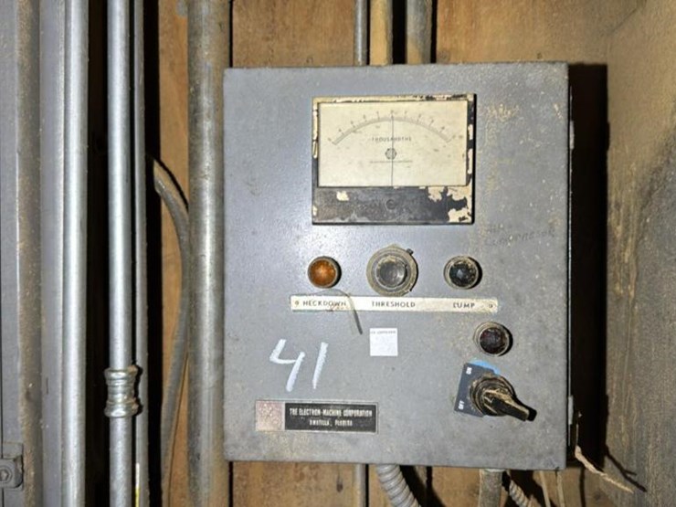 #147-•-all-electrical-boxes-on-upstairs-east-wall-image-14
