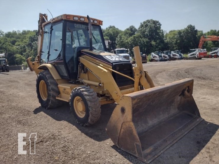 2004-caterpillar-420d-image-36