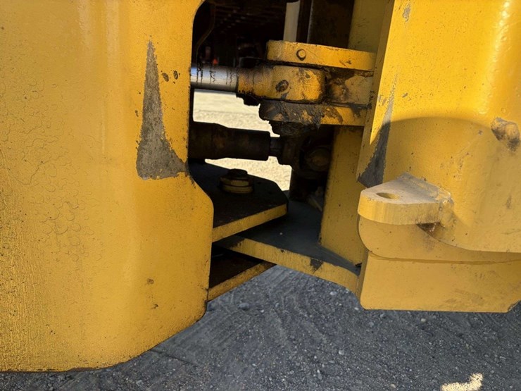 allis-chalmers-745-wheel-loader,-23.5-25-tires,-20-ply-fronts,-16-ply-rears,-115”-material-bucket,-w-image-34