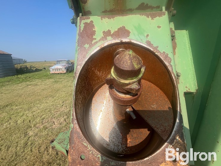 john-deere-400-image-13