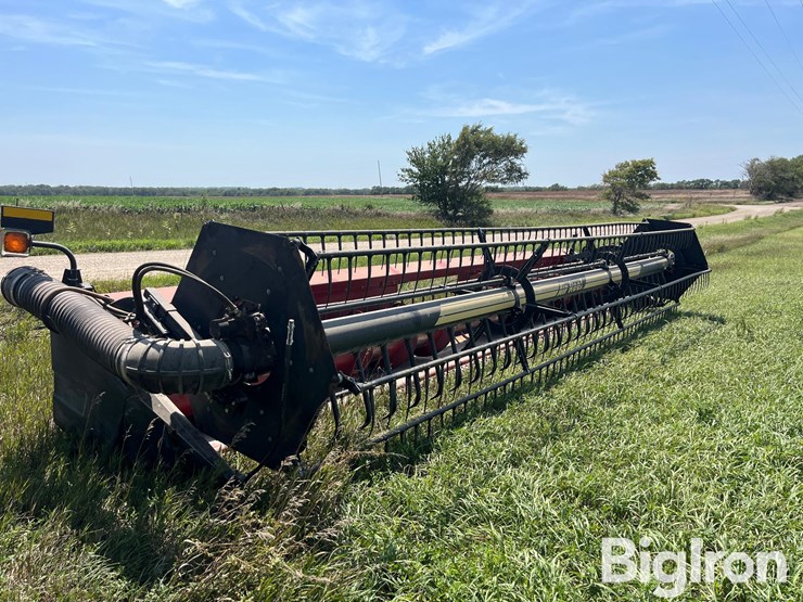 2005-case-ih-1020-image-3
