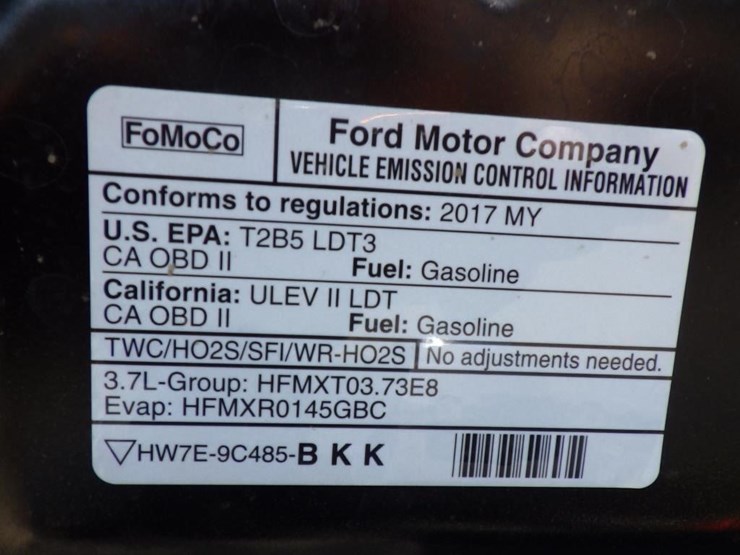 2017-ford-explorer-image-12