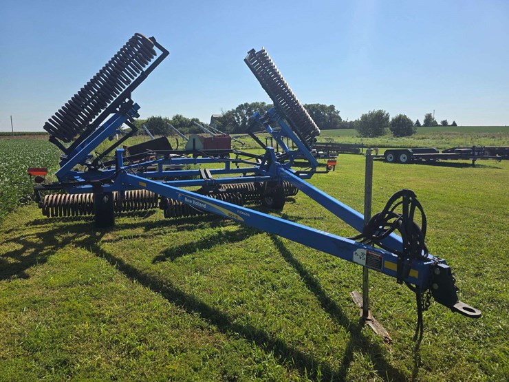 new-holland-sg110-image-25
