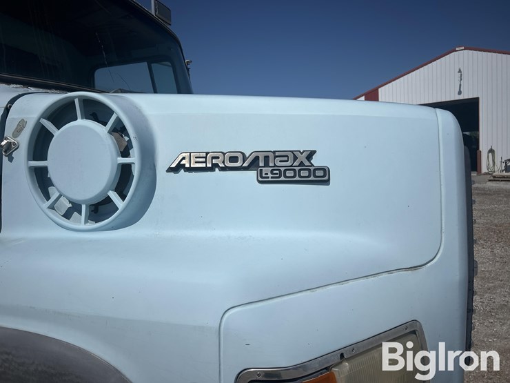 1989-ford-la9000-image-15