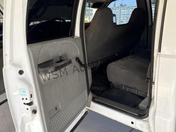 2005-ford-f250-image-25