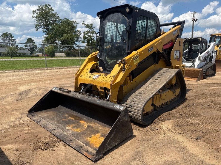 2021-caterpillar-289d3-image-2