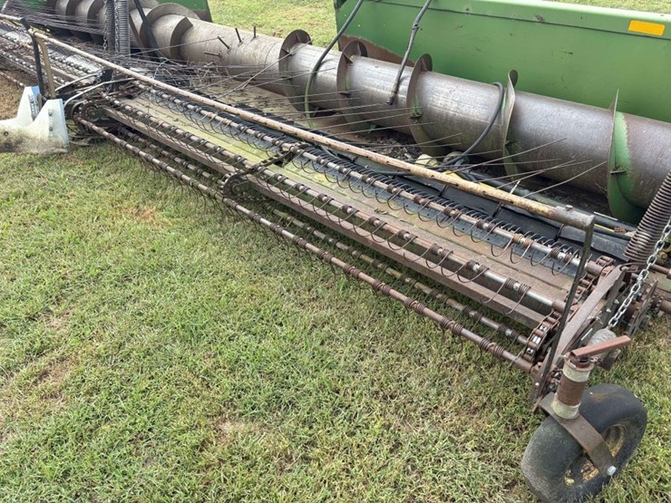 john-deere-224-image-7