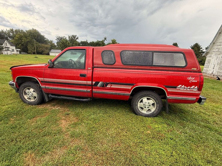 1993-chevrolet-silverado-image-17