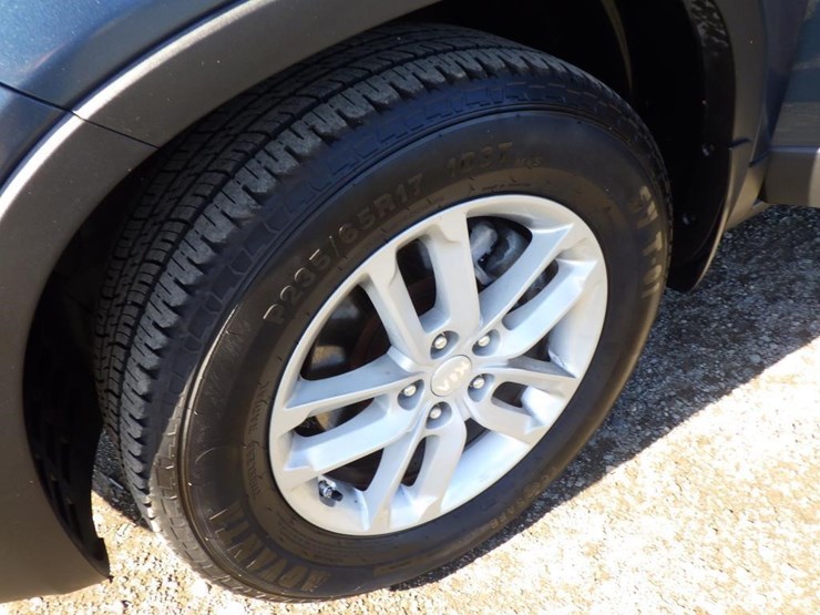 2014-kia-sorento-image-13