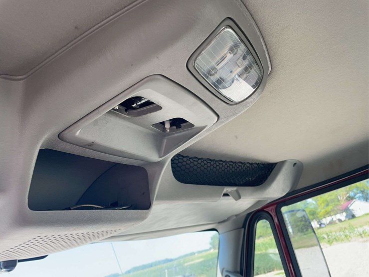 2015-navistar-prostar-day-cab---automatic-transmission-image-14