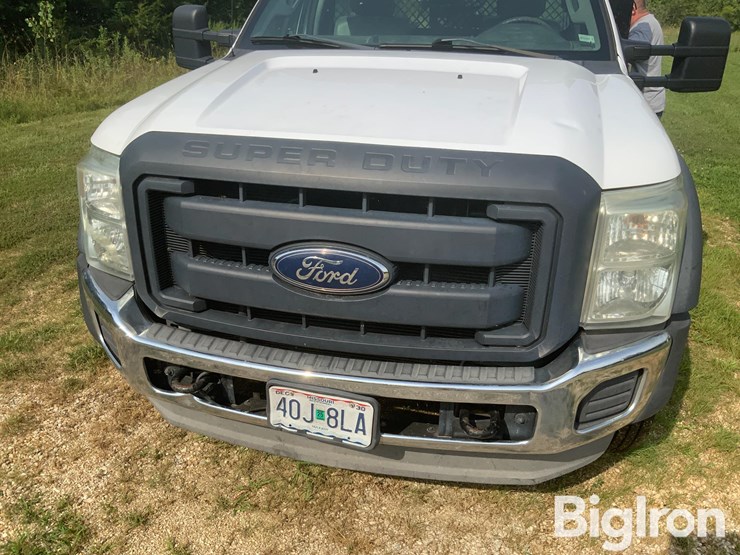 2012-ford-f550-xlt-image-15