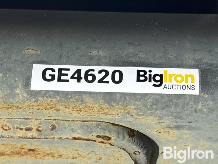 bobcat-68”-heavy-duty-skid-steer-bucket-image-18