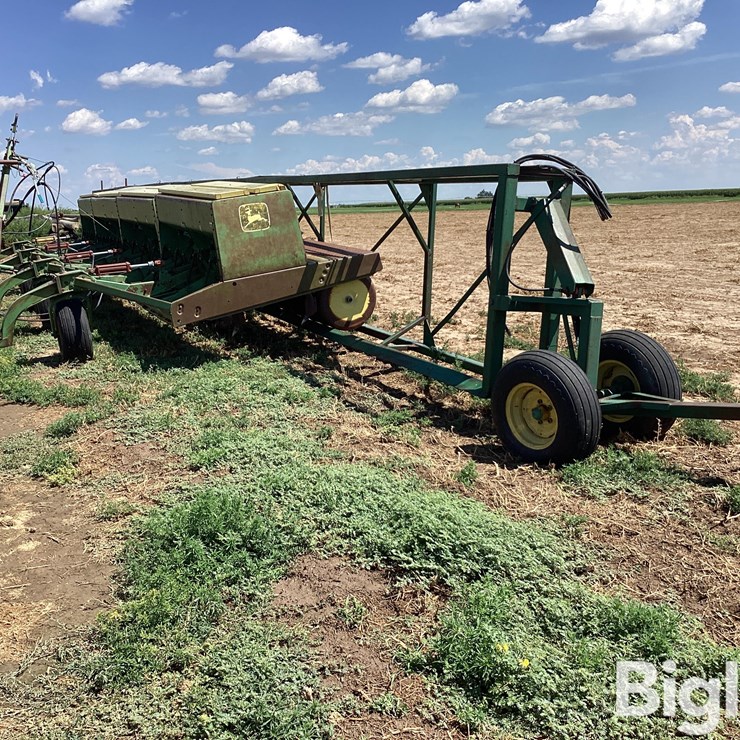 JOHN DEERE 9300