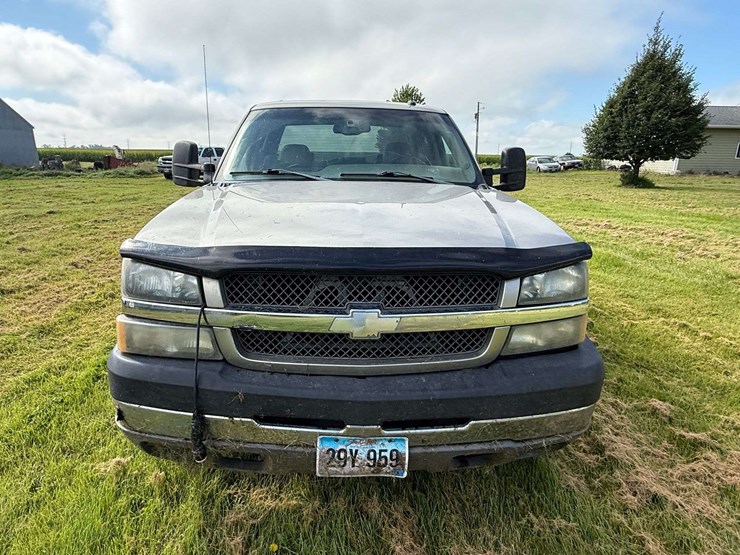 2003-chevrolet-2500-image-4