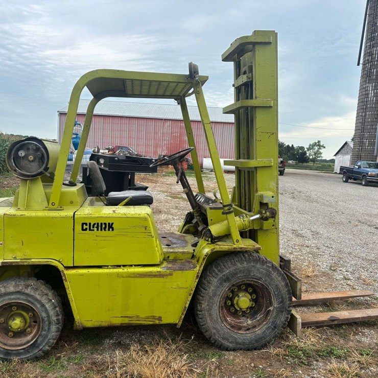 Clark S500 HY60 Forklift