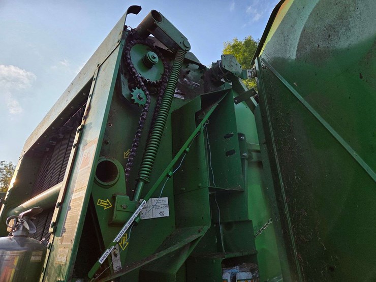 john-deere-569-image-12