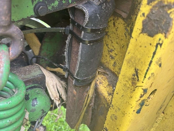 john-deere-6810-image-3