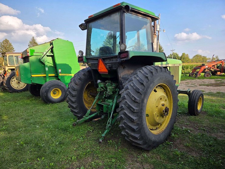 1981-john-deere-4440-image-3