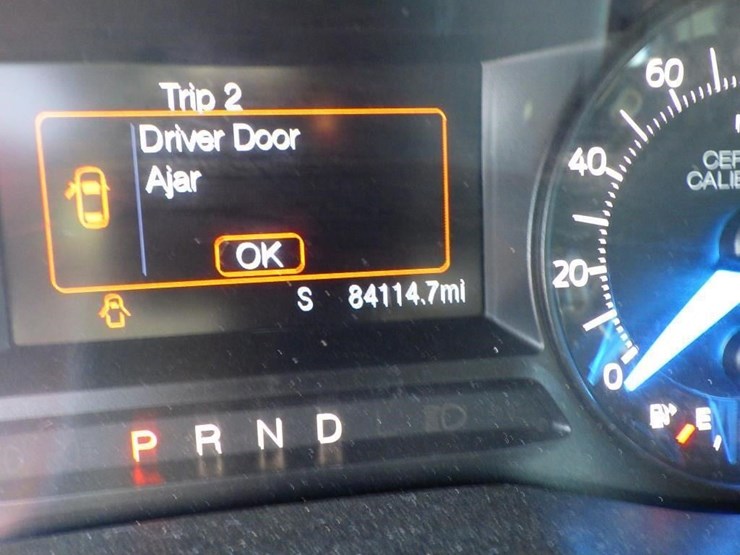 2018-ford-explorer-image-14