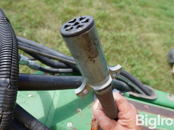 john-deere-7200-image-13