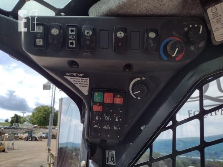 2022-deere-333g-image-8