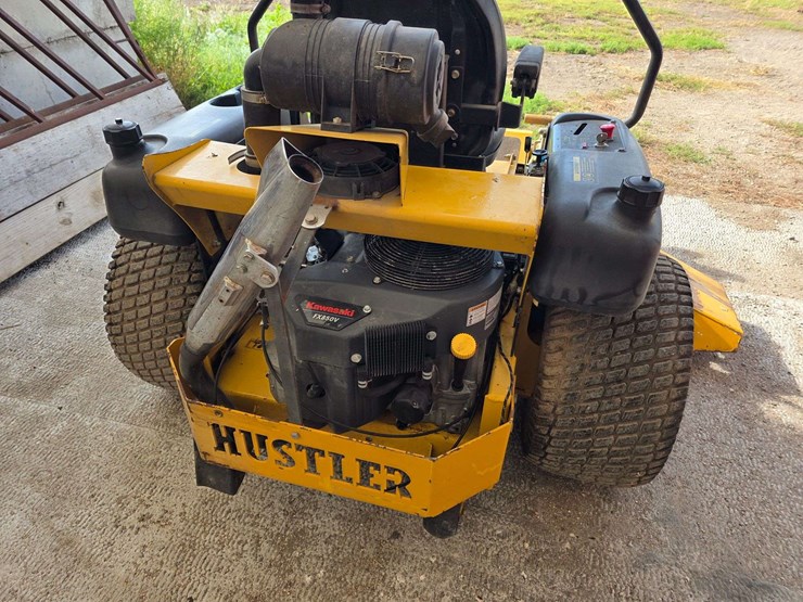 hustler-super-z-zero-turn-lawn-mower,-60”,-approx-40-hours-on-new-kawasaki-fx850v-engine,-24x12.00-1-image-9