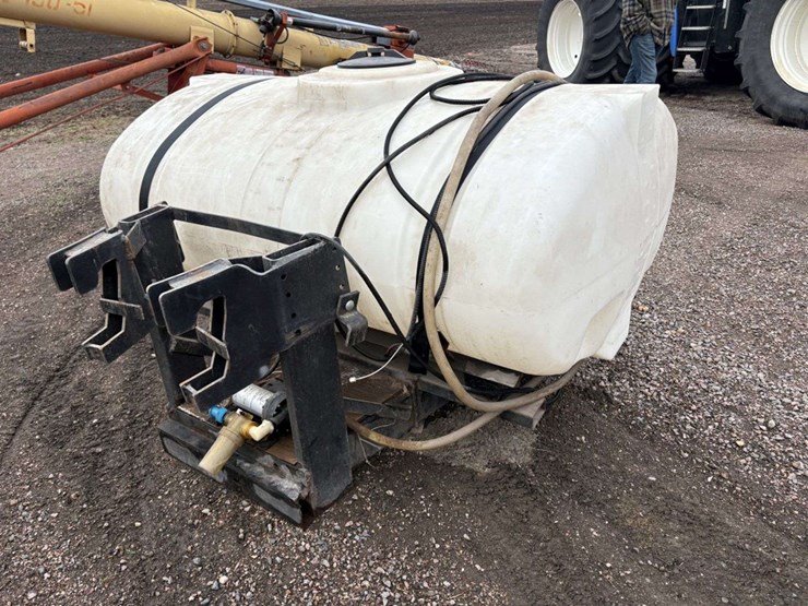 ace-rotomold-300-gal-elliptical-poly-tank,-12v-pump,-filter,-was-used-on-new-holland-tg-series-tract-image-3