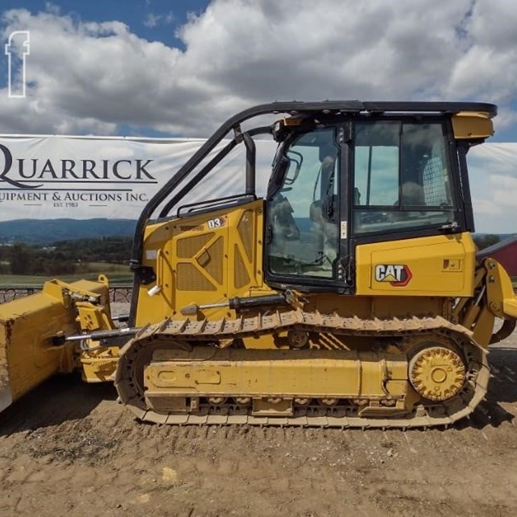 2021 CATERPILLAR D3